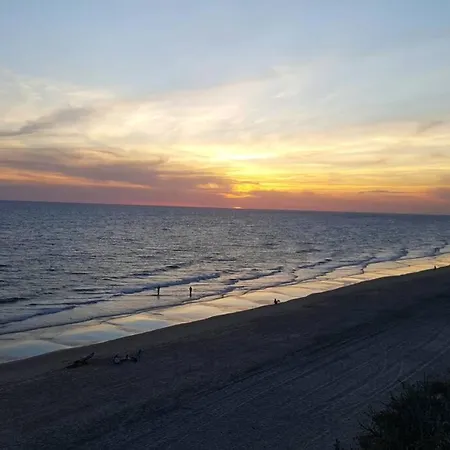 Playa Y Naturaleza 马塔拉斯卡尼亚斯